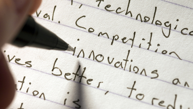 仅凭标题就冲上热搜，硕士论文中的问题意识有多稀缺？