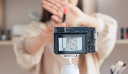 董潔、章小蕙相繼出圈，吶喊式帶貨走到盡頭了？