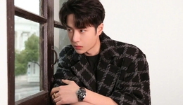 美男型演员，困在偶像剧