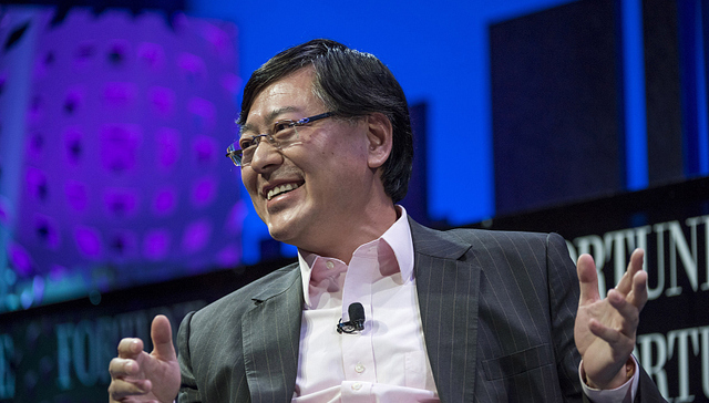 联想杨元庆：联想多元化转型初见成效，对手机业务有更强的企图心