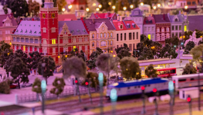 主题公园；环球；迪士尼；乐高