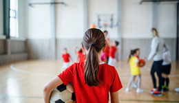 当“要赢”成为童年生活的核心 | 儿童节