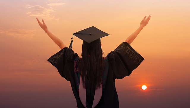 硕博士毕业生人数超本科生，名校硕士面临就业困境