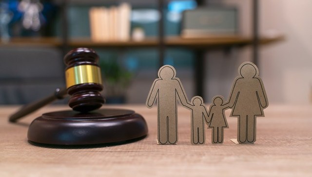 直通部委 | 两部门：不得以抢夺藏匿等方式争夺抚养权 教育部：三年建成中文分级阅读标准