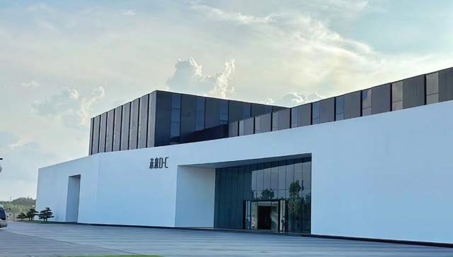 切入定制赛道后，美克家居要靠三条产品线抢占市场