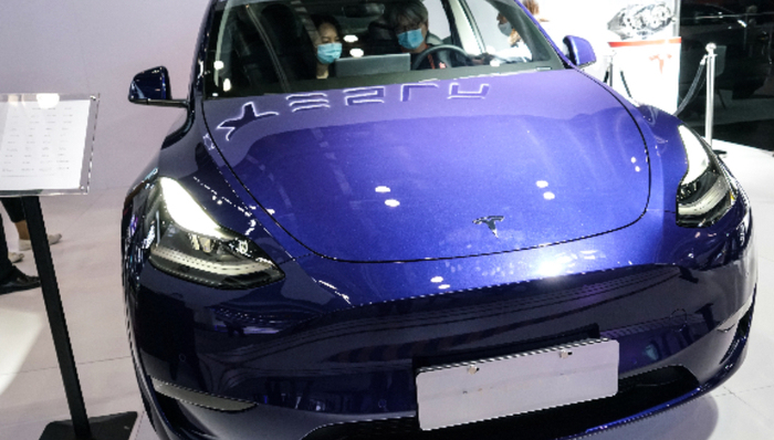 特斯拉,埃隆·马斯克