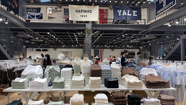 “辣妹装”鼻祖BM时隔两年再开新店，选址在这个网红城市