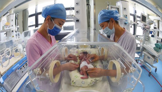 Barren days in China’s obstetrics wards