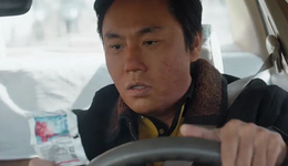 这届年轻人，在彩票站“回血”