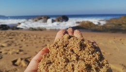 盜采海砂犯罪集中在3省近海海域，過去5年1700余人獲刑