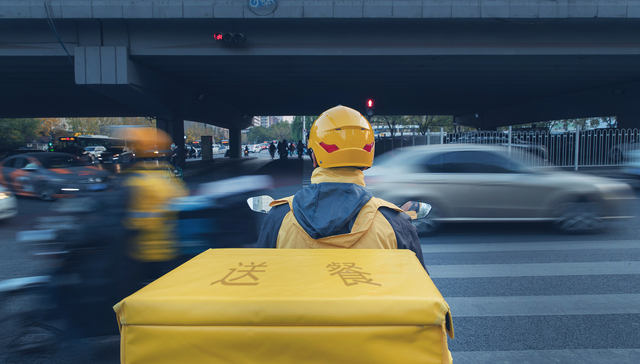 道路越来越堵，广州拟实施电动车限行，部分路段全天禁行