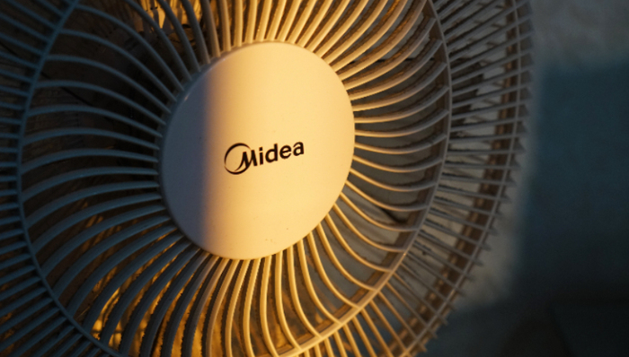 埃夫特,清仓,套现,美的电器,