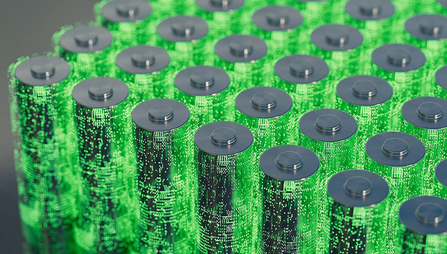 全国政协经济委员会副主任苗圩：高速发展的动力电池行业仍面临挑战