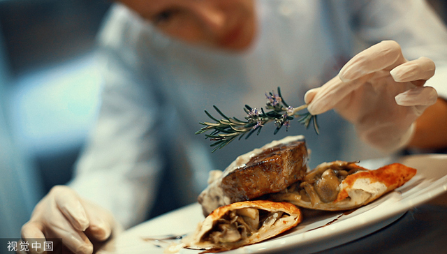 高级餐厅该不该拒绝小孩子？