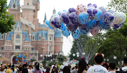 花费上千元连园区都进不去，网上迪士尼低价团购频频被坑