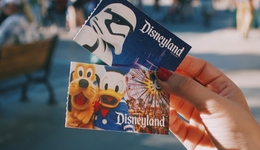 當(dāng)新一線城市“爭奪”迪士尼，它們究竟在焦慮什么？