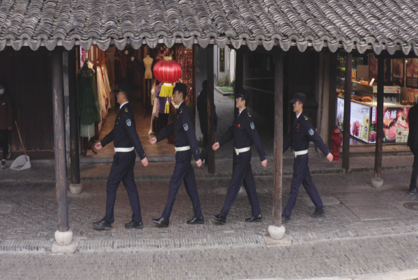 增长有潜力，保利物业更看好公共服务和国资服务