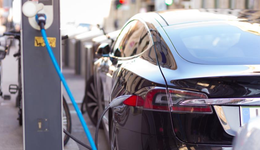 新能源商用车：老玩家、新势力“争先恐后”