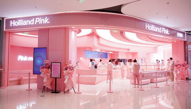 【深度】联名狂魔好利来没有瓶颈期