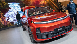 李想发长文谈企业核心驱动力，理想ONE提前停产后开始全面学习华为