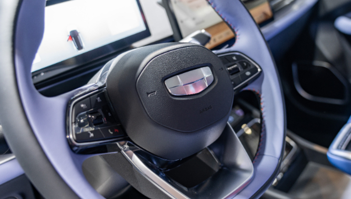 豪华汽车,收购,吉利,阿斯顿马丁,新能源汽车,