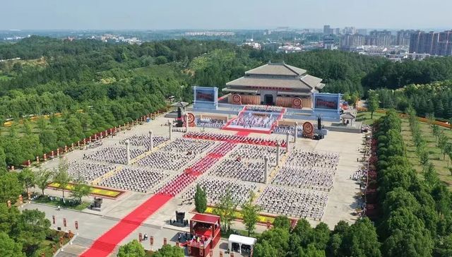 烈山氏,共同体意识,赓续,拜祖大典,炎帝精神,愿景,总书记,炎黄子孙,华夏儿女,新火