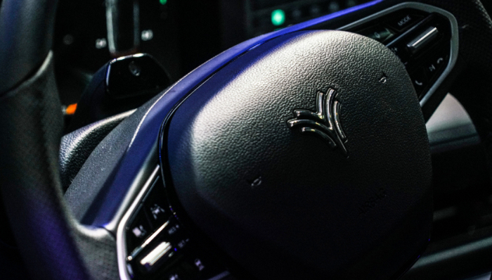 东南亚市场,中国品牌,哪吒汽车,特斯拉,