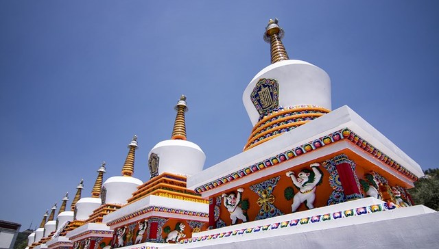 地方新闻精选 | 西宁倡议党员干部做旅游志愿者 福州规定外卖未安全封签可拒收