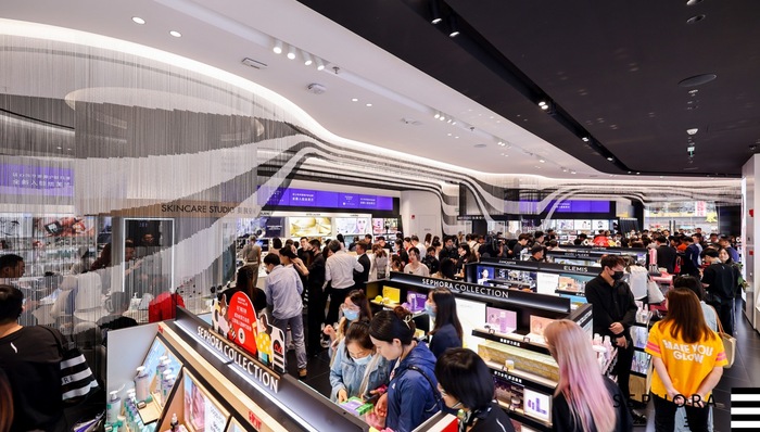 未来已至，丝芙兰中国首家未来概念店开启数智化新进程