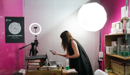 華誼、歡瑞、檸萌……直播帶貨界的“普信”影視公司們