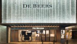 高级珠宝更依赖内地有钱人了，这从戴比尔斯在香港开的新店就能看出来