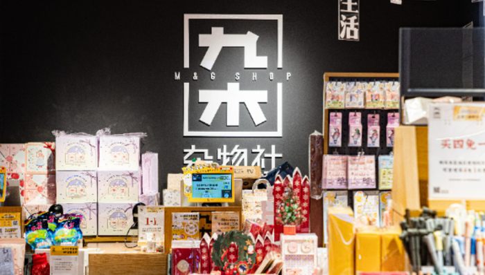 研报新知 | 这只大白马股价腰斩之后业绩逐季恢复，低基数上高增长业绩可期