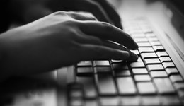 地方新聞精選 | 全國涉交易額最高刷單炒信案宣判 造謠女幼師給幼兒喂避孕藥嫌犯被刑拘