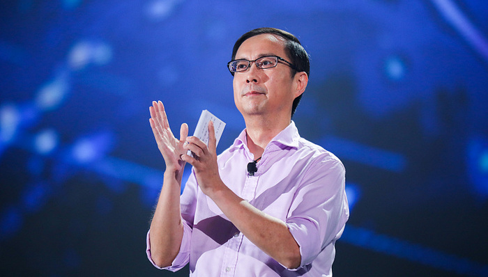 从阿里走向阿里云，张勇让渡电商帝国二号位
