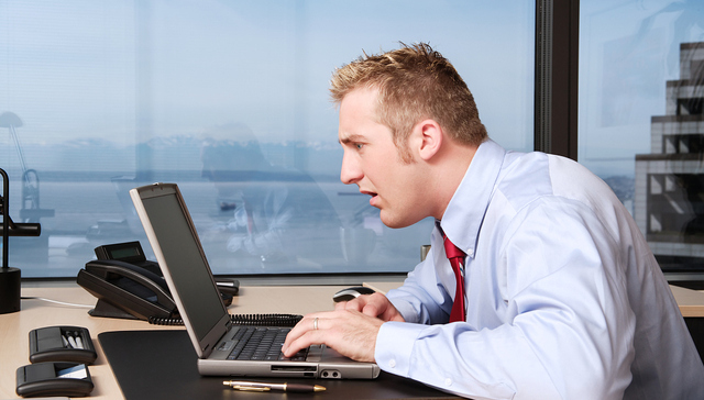 又见头部券商APP“宕机”，广发证券：或是交易拥堵导致登录失败