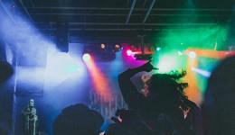 爱腾优芒哔齐聚说唱节目，为何平台都想当Rapper？