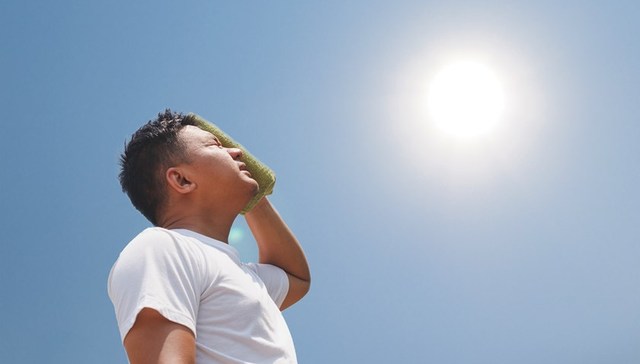 地方新闻精选 | 河南明确40℃以上当日应停止露天作业 甘肃玛曲卫健局倡议当地高考生学医