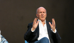 【專訪】英作家西蒙·溫切斯特：我們正在以耗盡地球資源為代價追求精確