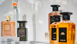 向千亿祛痘市场进击，国货如何打造“战痘”品牌？