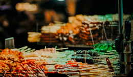 百万人打卡烟火气，直播+摆摊会是一门新生意吗？