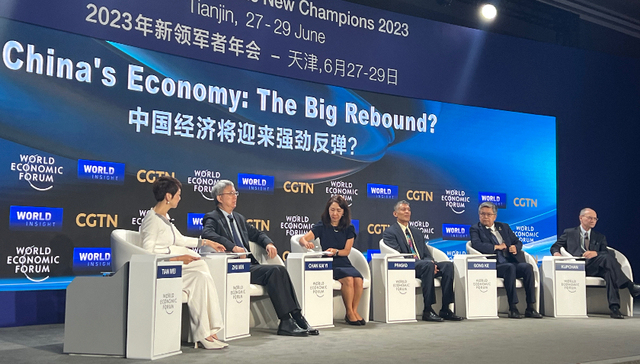 央行前副行长朱民：中国已经找到新的增长引擎