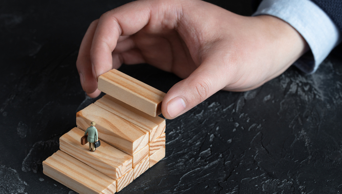 三个月内董事长总裁双双变更，中天证券原副总经理沈文献出任总裁