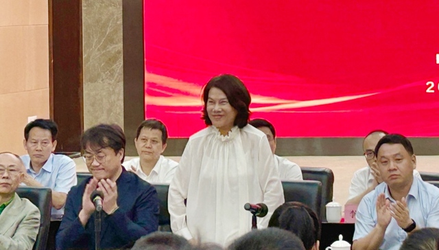 董明珠：近几年格力员工数减少是正常的，格力钛“填坑”需要一定时间