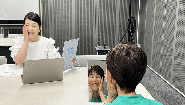 每周奇趣掠影丨摘掉口罩后日本“微笑培训”爆火；韩国机器人“指挥家”惊艳亮相