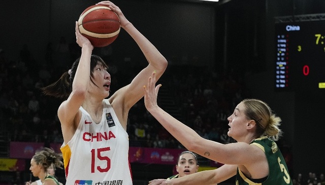 中国女篮击败澳大利亚挺进决赛，亚洲杯连续三次上演中日之争