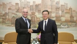 陳吉寧會見國際商會國際仲裁院秘書長費薩斯