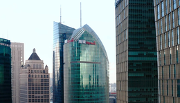 海银控股“双轮”难动