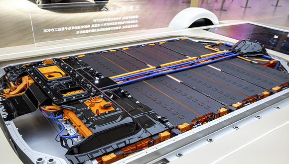 前5月全球动力电池装机排名出炉，这家中企增速居首 | 动力电池月度排名㉖