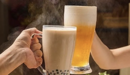 瑞幸会员制，呷哺抄不来的作业