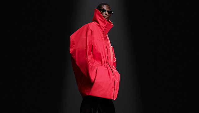 Balenciaga show: regression to the essence of Couture